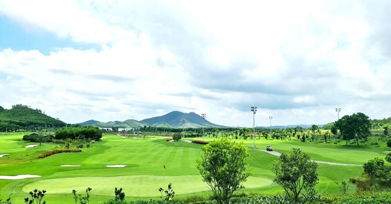 Sân golf Mường Thanh Xuân Thành