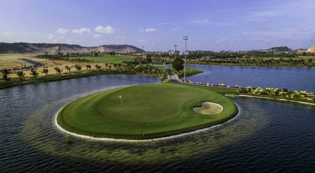KN Cam Ranh Golf Nha Trang Booking – A Premier Golfing Destination in Vietnam