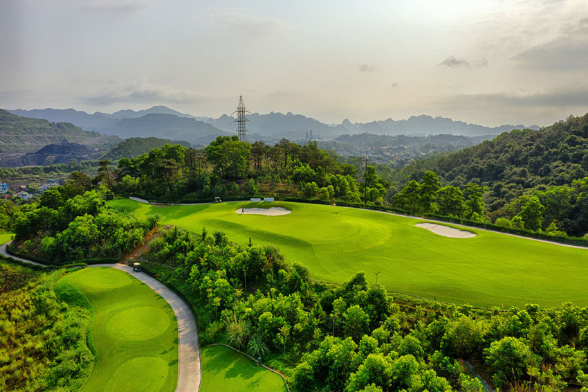 FLC HaLong Golf: The Premier Golf Course Overlooking Ha Long Bay