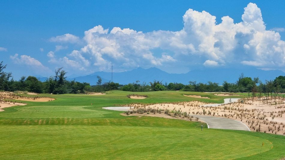 Câu lạc bộ Golf Golden Sans