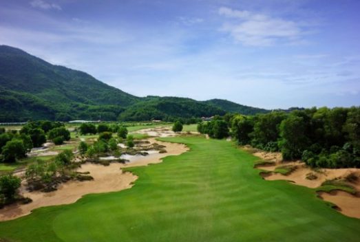 Sân golf Laguna Lăng Cô