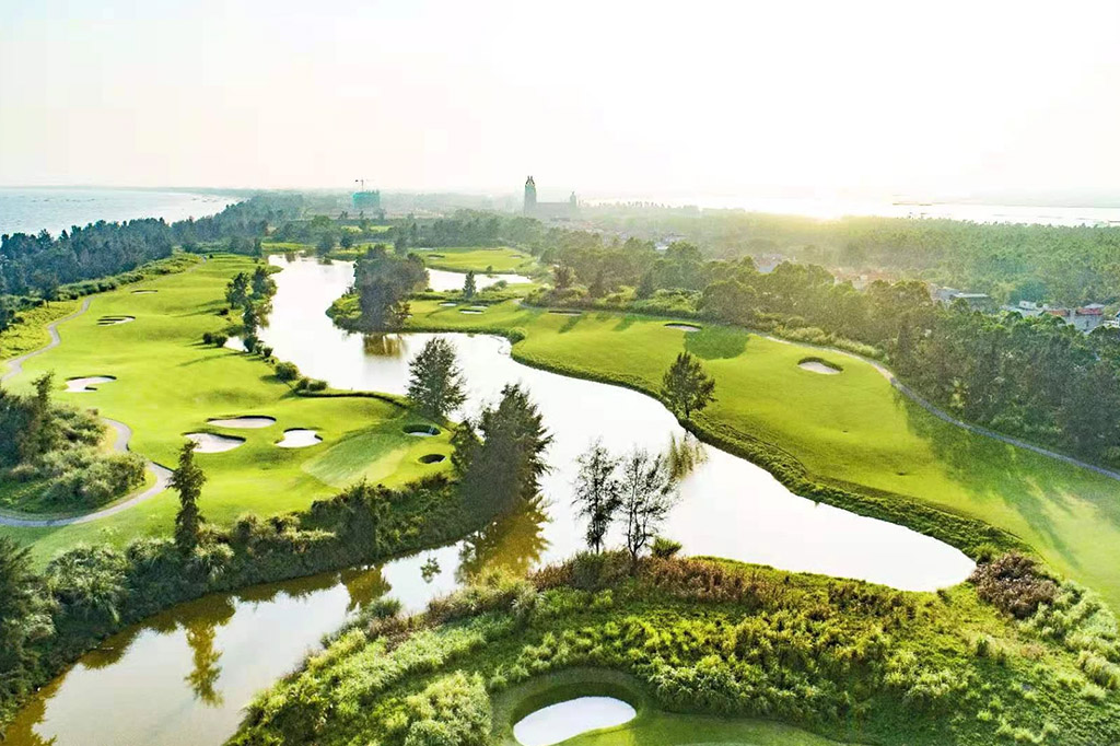 Mong Cai Golf Club - Stay & Play 2 Nights 1 Night