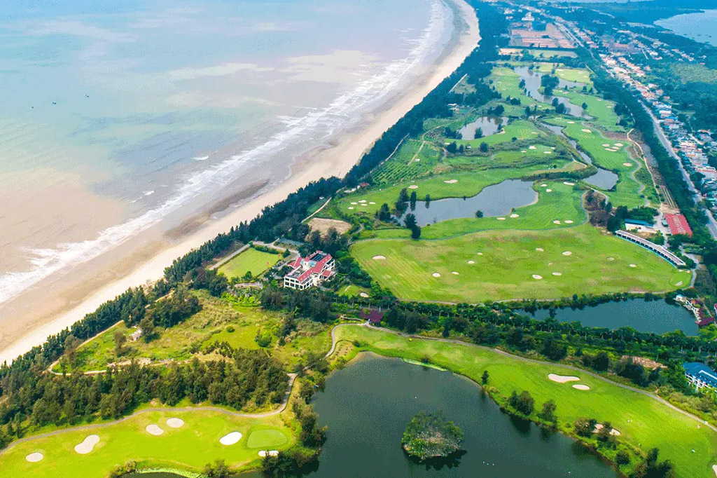 Mong Cai Golf Club - Stay & Play 2 Nights 1 Night