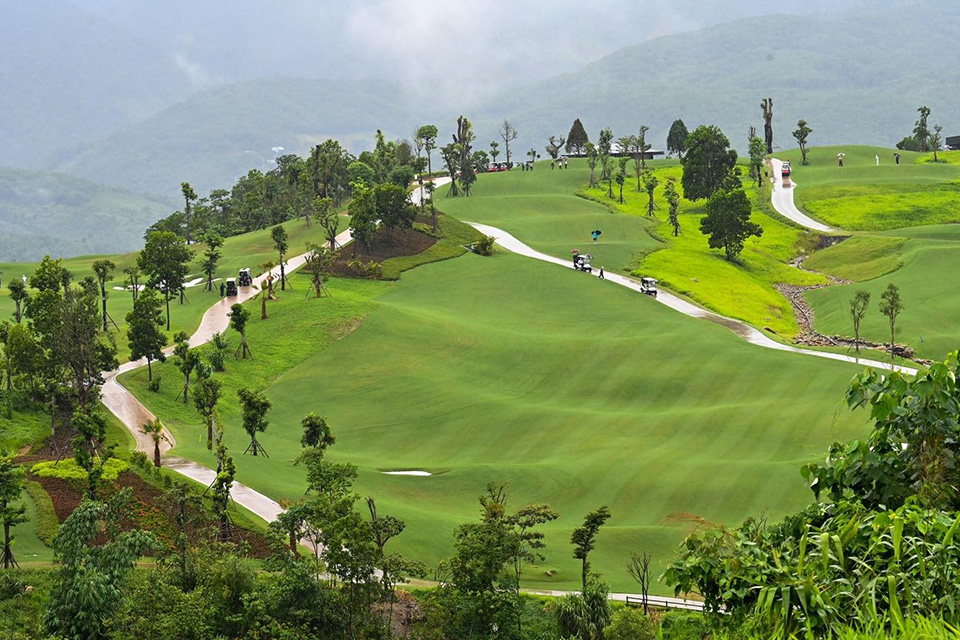 Yen Bai- Sapa Stay Play 2D1N