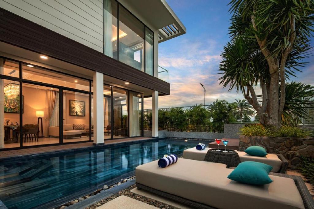 KN Golf Links - Stay & Play 2 Days 1 Night