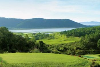 Sân golf Dalat 1200