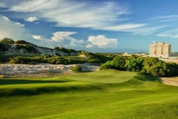 Sân golf The Bluffs Hồ Tràm Strip