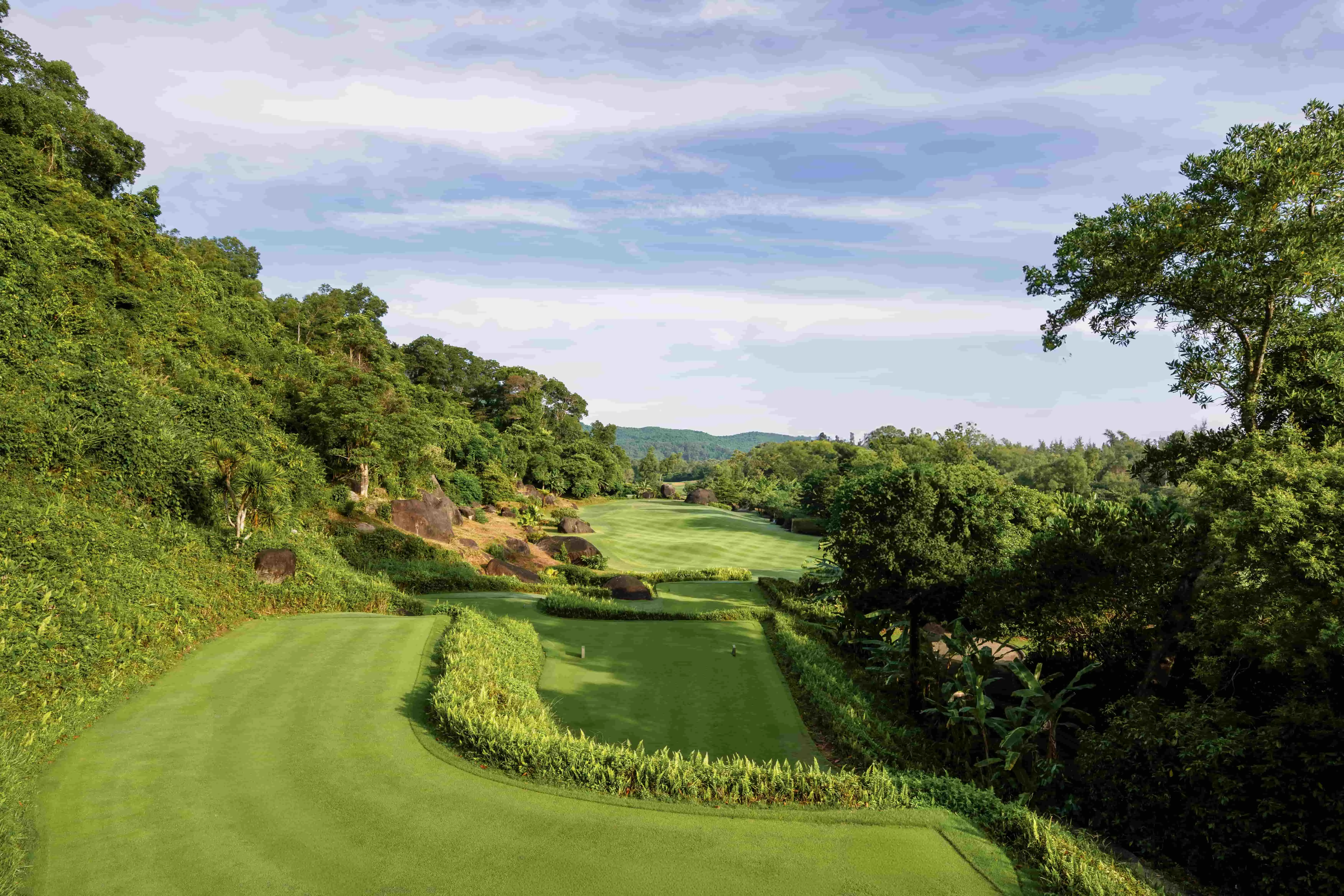 Laguna Lăng Cô Golf Resort- Stay & Play 2 Days 01 Night