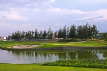 Sân golf Montgomerie Links Vietnam