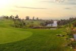 Sân golf Sky Lake
